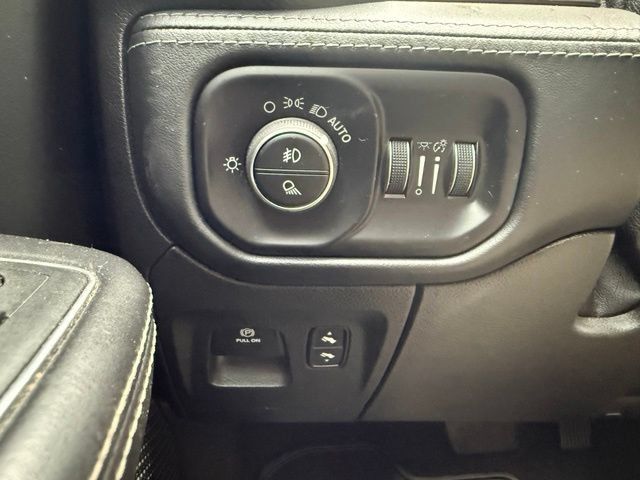Used 2019 RAM 1500 Limited w/ Advanced Safety Group AWD/4WD image 27