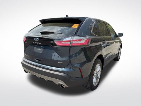 Used 2024 Ford Edge Titanium image 15