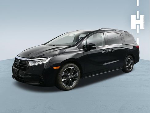 Used 2024 Honda Odyssey Elite image 3