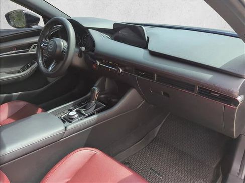 Used 2023 MAZDA MAZDA3 s image 23