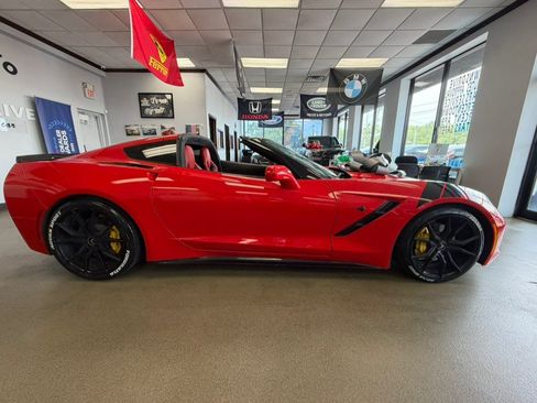 Used 2014 Chevrolet Corvette Stingray Coupe RWD image 25
