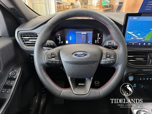 Certified 2023 Ford Escape ST-Line w/ Tech Pack #1 FWD image 18