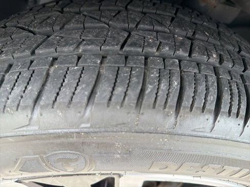 Used 2019 Honda Pilot Elite image 9