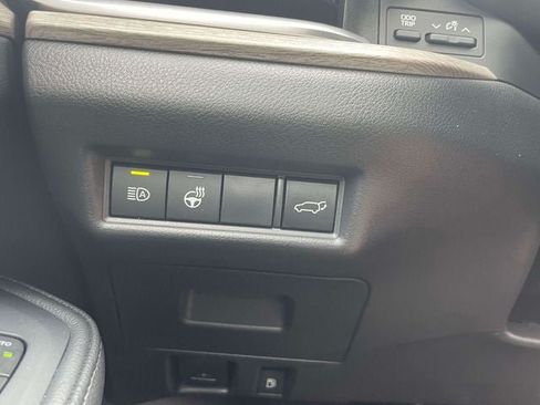 Used 2026 Toyota Grand Highlander AWD image 23