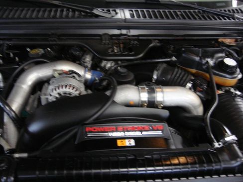 Used 2004 Ford F250 Lariat image 17