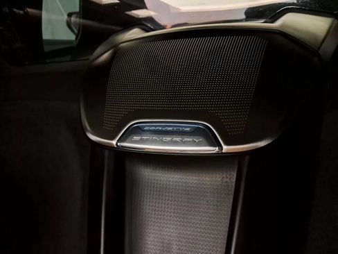 Used 2020 Chevrolet Corvette Stingray Preferred Cpe w/ 2LT Preferred Equipment Group RWD image 38