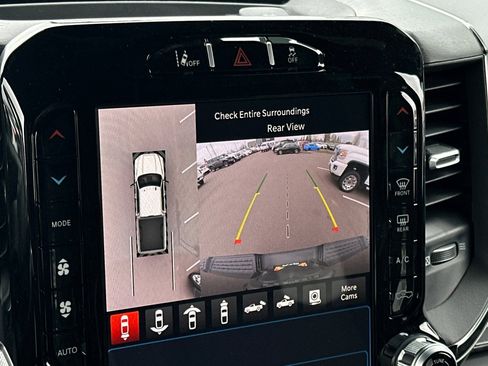 Used 2024 RAM 3500 Limited image 19