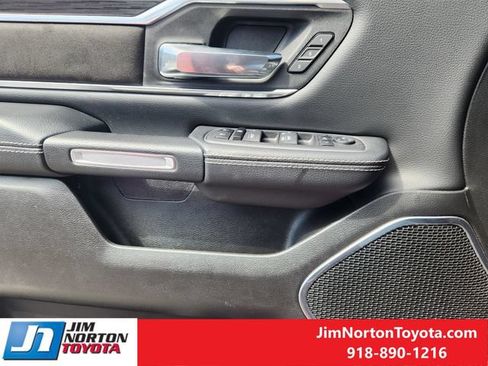 Used 2023 RAM 1500 Laramie AWD/4WD image 26