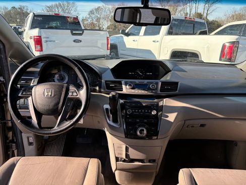 Used 2012 Honda Odyssey Touring image 21