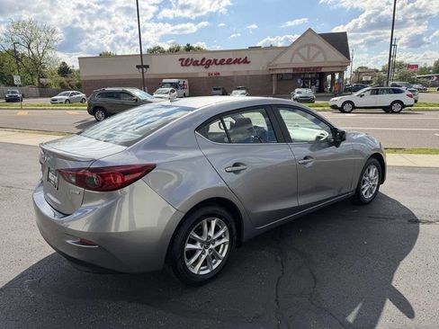 Used 2016 MAZDA MAZDA3 i Touring w/ Popular Equipment Package FWD image 7