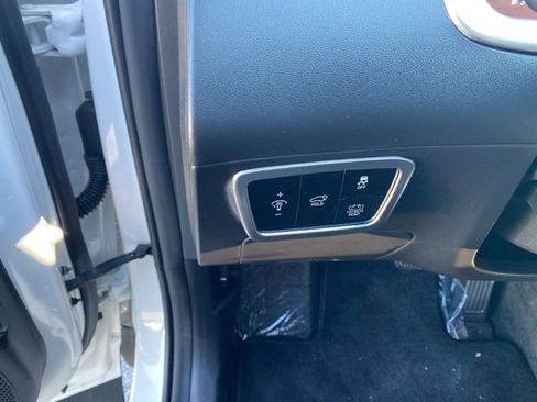 Used 2022 Hyundai Tucson Limited image 19