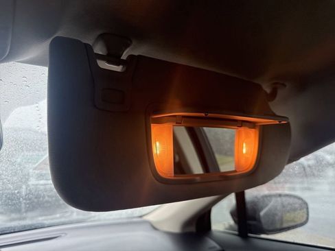 Certified 2019 Ford Fusion SE image 40