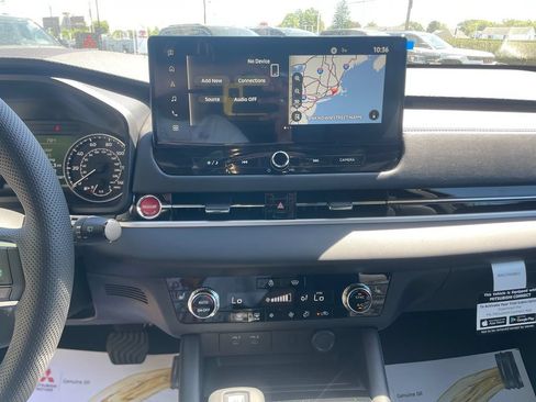 New 2026 Mitsubishi Outlander AWD image 20