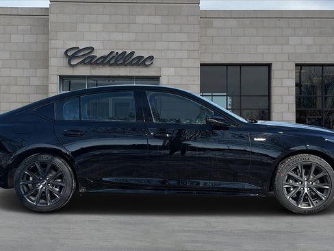 New 2026 Cadillac CT5 V image 2