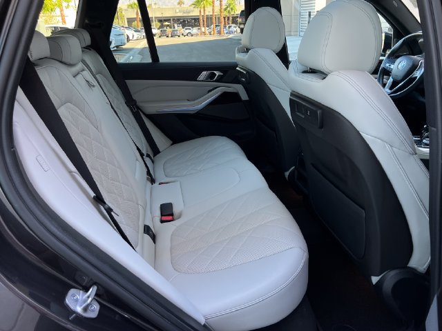 Used 2023 BMW X5 xDrive45e AWD/4WD image 40