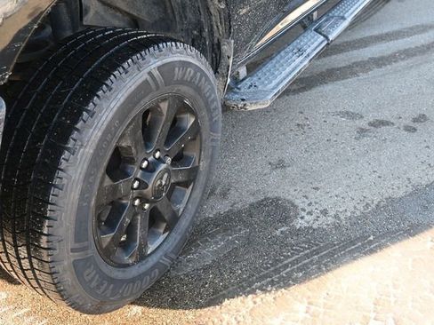 Used 2024 RAM 3500 Laramie w/ Night Edition image 12