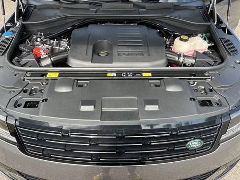 New 2025 Land Rover Range Rover Sport SE image 29