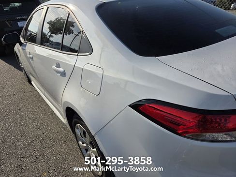 Used 2025 Toyota Corolla LE FWD image 7