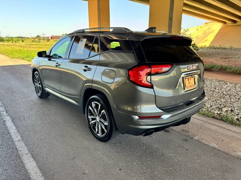 Used 2018 GMC Terrain Denali w/ Driver Alert Package II FWD image 5