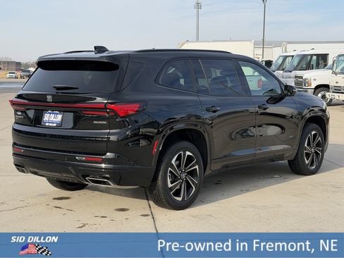 Certified 2025 Buick Enclave Sport Touring w/ Power Package image 4