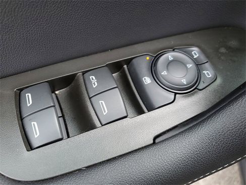 Used 2023 Chevrolet Blazer LT w/ Convenience Package image 21