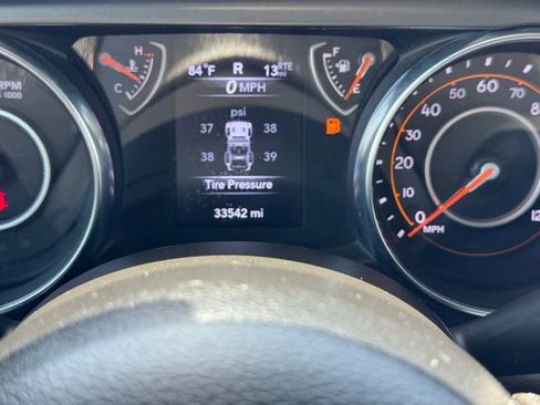 Used 2023 Jeep Wrangler Unlimited Sport AWD/4WD image 25