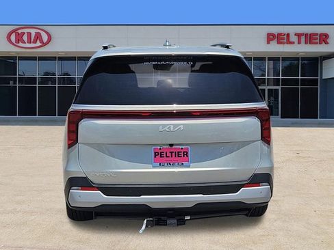 New 2026 Kia Carnival EX FWD image 4