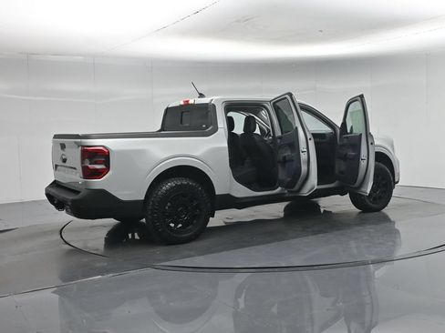 Used 2024 Ford Maverick Lariat w/ Black Appearance Package AWD/4WD image 5