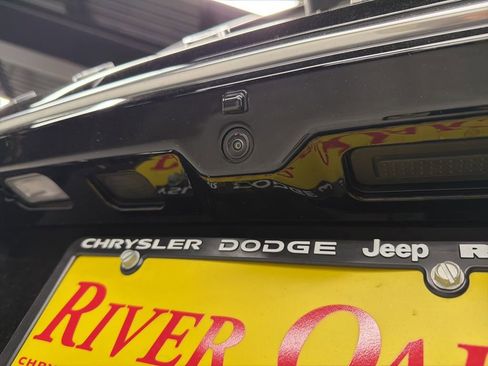 New 2025 Jeep Wagoneer 4WD w/ Convenience Group I image 7
