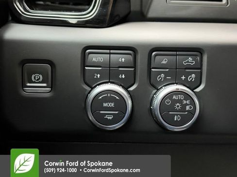 Used 2022 GMC Sierra 1500 AT4 w/ AT4 Premium Package AWD/4WD image 28