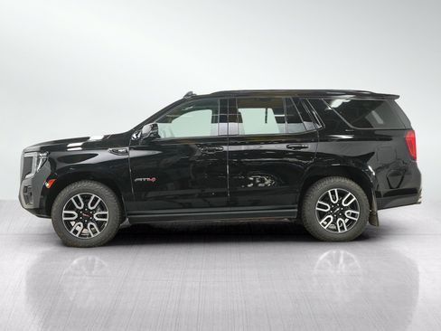 Used 2022 GMC Yukon AT4 w/ AT4 Premium Package AWD/4WD image 2