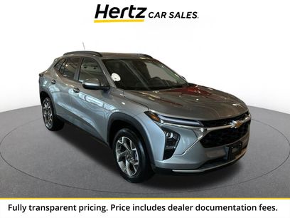 Used 2025 Chevrolet Trax LT w/ LT Convenience Package
