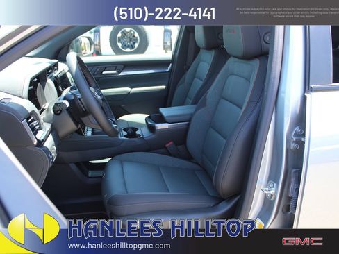 New 2026 GMC Terrain AT4 w/ Technology Package II AWD/4WD image 13