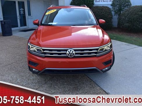 Used 2019 Volkswagen Tiguan SEL Premium AWD/4WD image 4