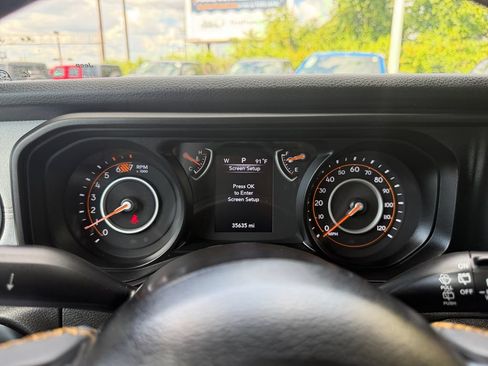Used 2024 Jeep Wrangler Unlimited Sport AWD/4WD image 21