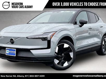 New 2026 Volvo EX30 Ultra w/ Climate Package