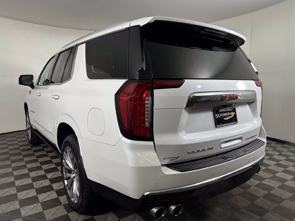 Used 2022 GMC Yukon Denali w/ Denali Ultimate Package AWD/4WD image 3
