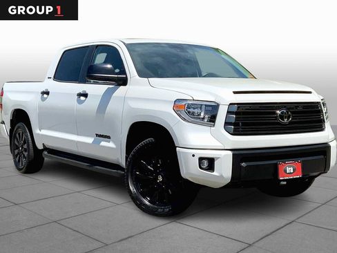 Used 2021 Toyota Tundra Limited w/ Limited Premium Package AWD/4WD image 3