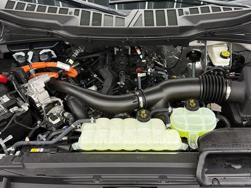 Used 2026 Ford F150 Lariat AWD/4WD image 16