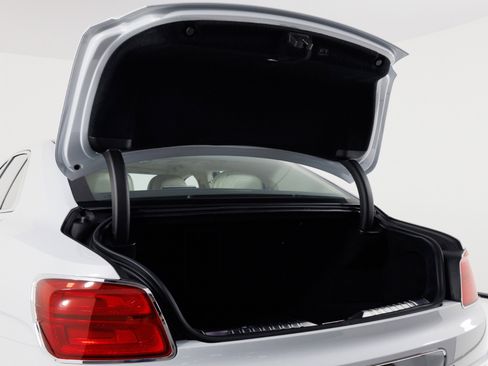 Used 2020 Bentley Flying Spur W12 AWD/4WD image 71