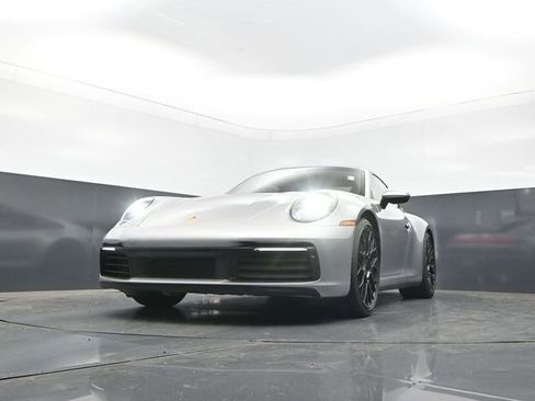 Used 2021 Porsche 911 Carrera 4 AWD/4WD image 26
