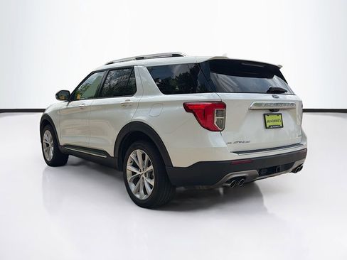 Used 2024 Ford Explorer Platinum w/ Technology Package AWD/4WD image 7