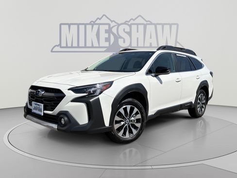 Certified 2025 Subaru Outback Limited w/ Popular Package #2 AWD/4WD image 1