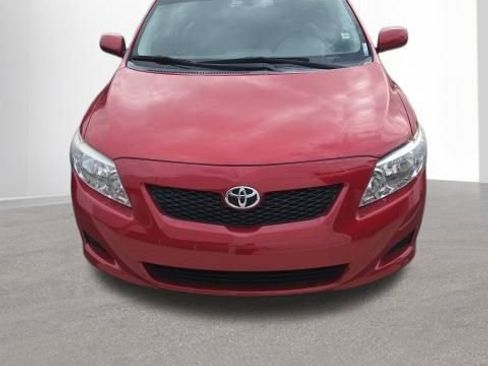 Used 2010 Toyota Corolla LE image 11