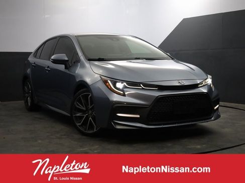 Used 2022 Toyota Corolla SE w/ SE Premium Package image 1