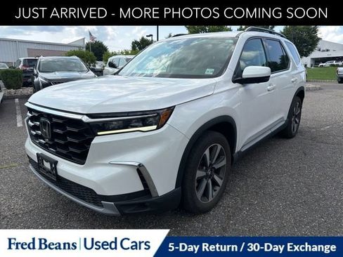 Used 2024 Honda Pilot Elite image 3