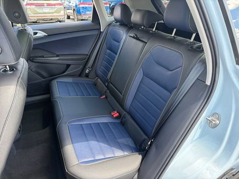 Certified 2025 Volkswagen Taos SEL AWD/4WD image 23