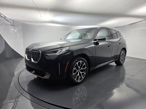 Used 2025 BMW X3 xDrive30i w/ Premium Package AWD/4WD image 8