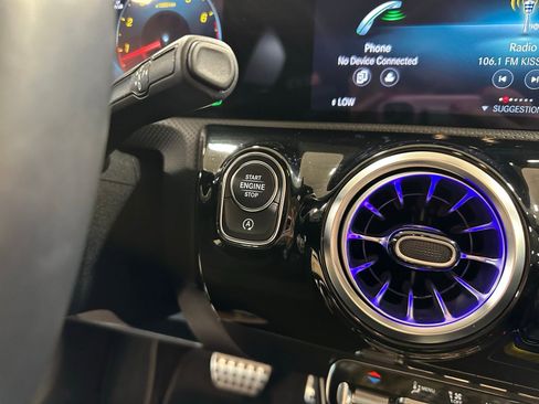 Used 2023 Mercedes-Benz CLA 250 image 24