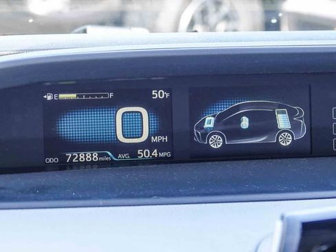 Used 2019 Toyota Prius LE image 21